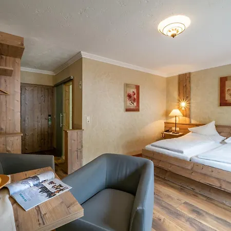 Rotspitz Adults - Only 3* Маурах