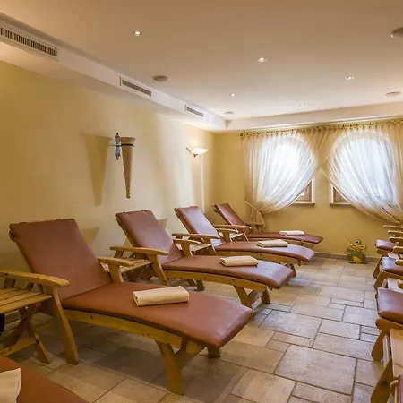 Rotspitz Adults - Only 3* מאוראך