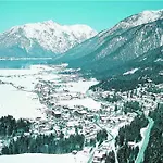 Rotspitz Adults - Only 3* Maurach (Achensee)