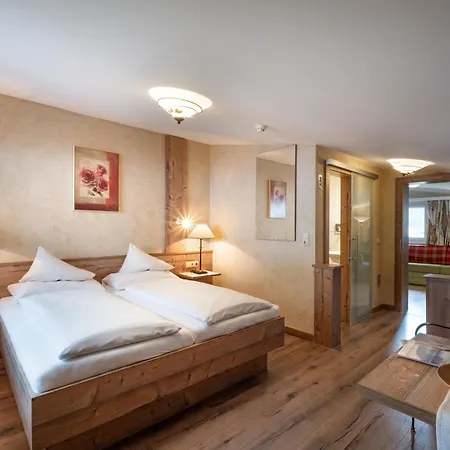 Rotspitz Adults - Only موراخ