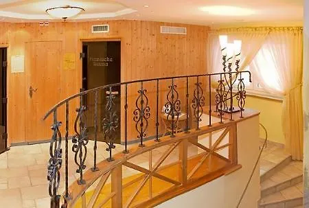 Rotspitz Adults - Only 3* 마우라흐